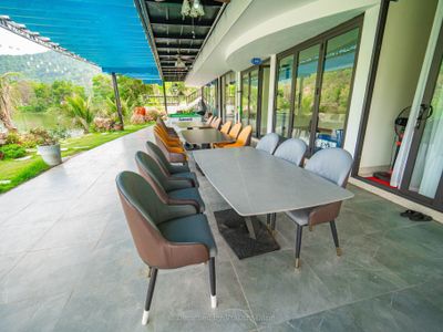 Dịch vụ phát sinh