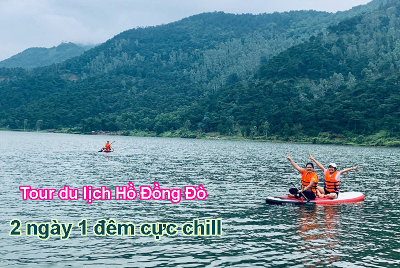 Hồ Đồng Đò là một trong những địa điểm du lịch tuyệt vời không nên bỏ lỡ khi đến Việt Nam. Những hình ảnh đẹp như tranh vẽ của hồ nước trong xanh này và khu rừng xung quanh sẽ khiến bạn như lạc vào thế giới của riêng mình. Hãy thưởng thức những hình ảnh đầy mê hoặc này ngay bây giờ!